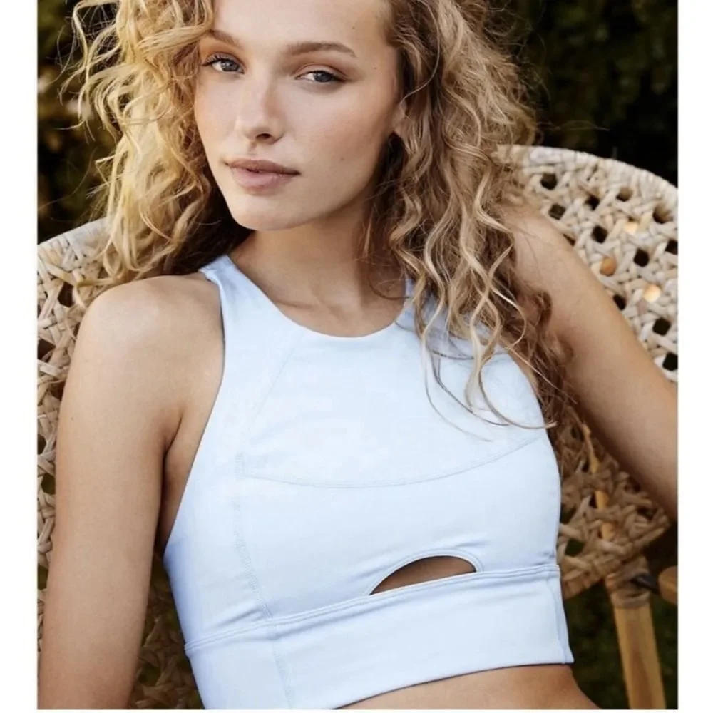 Free People Movement Roll with the punches Cutout Racerback sports bra. Sz M